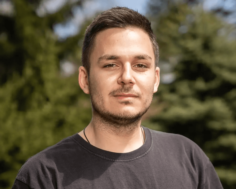Виктор, който е креативен, дипломатичен и изпипва нещата до последния пиксел